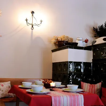 Leopold Hotel 3*