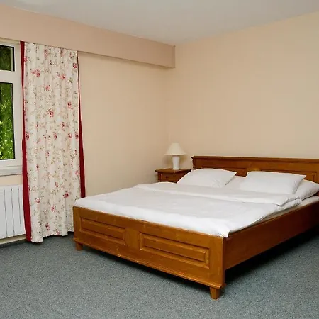 Hotel Leopold Račín